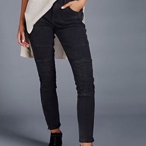 FREE PEOPLE Moto Magic Skinny Jeans~ Black